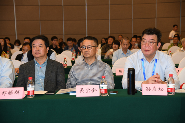 专家代表2.jpg
