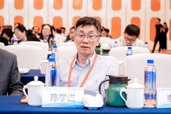 陈学进.jpg